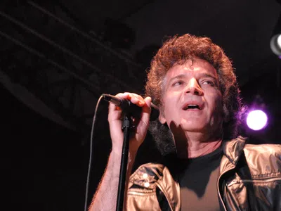Picture of Gino Vannelli