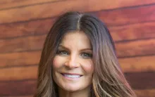 Carola