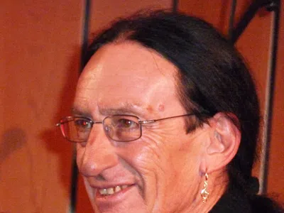 Bild av Ken Hensley